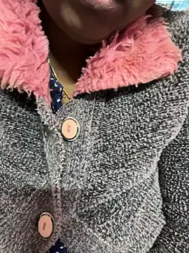 Snapshot of Beauty-queen chatting on February 11, 4:02 pm Beauty-queen online show from February 11, 4:02 pm