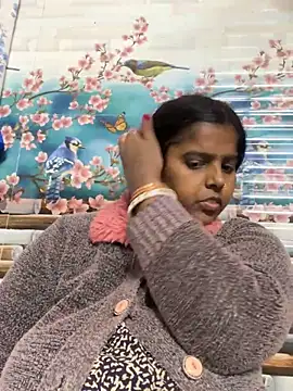 Snapshot of Beauty-queen chatting on February 12, 1:59 pm Beauty-queen online show from February 12, 1:59 pm