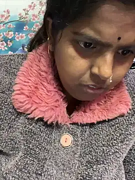 Snapshot of Beauty-queen chatting on February 13, 12:54 pm Beauty-queen online show from February 13, 12:54 pm