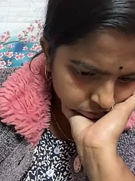 Snapshot of Beauty-queen chatting on February 14, 2:12 pm Beauty-queen online show from February 14, 2:12 pm