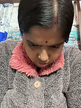 Snapshot of Beauty-queen chatting on February 16, 10:10 am Beauty-queen online show from February 16, 10:10 am