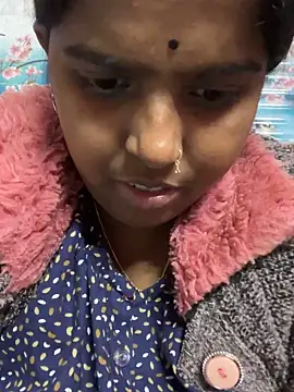 Snapshot of Beauty-queen chatting on February 18, 1:11 pm Beauty-queen online show from February 18, 1:11 pm