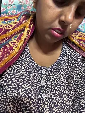 Snapshot of Beauty-queen chatting on March 7, 4:33 pm Beauty-queen online show from March 7, 4:33 pm