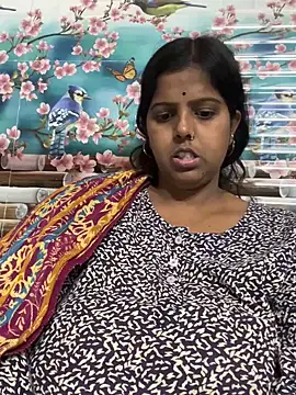 Snapshot of Beauty-queen chatting on March 9, 1:37 pm Beauty-queen online show from March 9, 1:37 pm