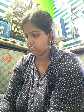 Snapshot of Beauty-queen chatting on March 10, 4:07 am Beauty-queen online show from March 10, 4:07 am