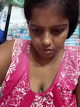 Snapshot of Beauty-queen chatting on October 29, 10:39 am Beauty-queen online show from October 29, 10:39 am