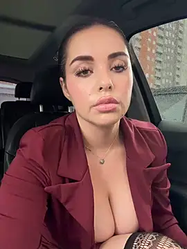 Alirawrz online show from June 5, 1:06 pm