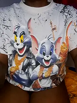 Snapshot of Hotfirespicegiri245 chatting on November 7, 12:21 am Hotfirespicegiri245 online show from November 7, 12:21 am