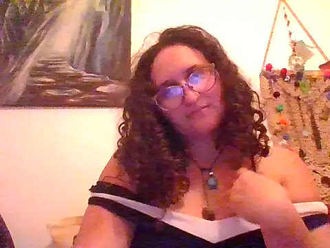 Snapshot of juicyrubies chatting on January 19, 3:21 pm juicyrubies online show from January 19, 3:21 pm