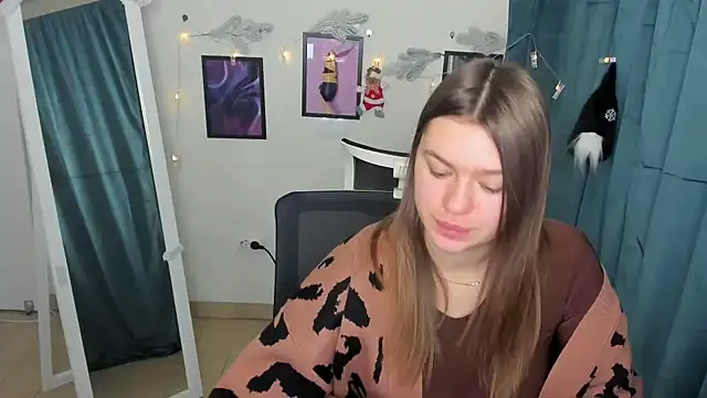 Josephine Kiss online show from December 14, 7:51 am