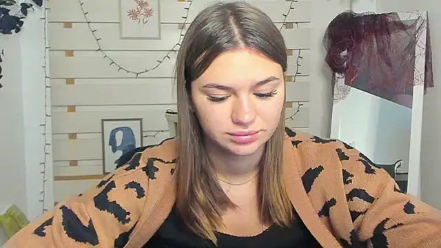 Josephine Kiss online show from November 7, 3:12 pm