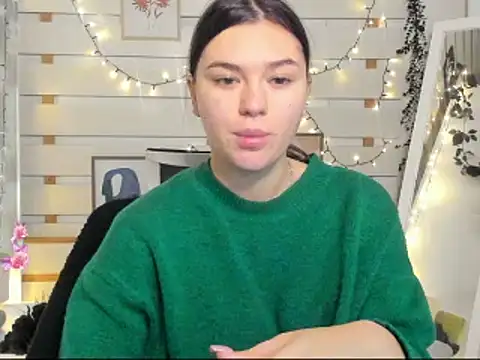 Josephine Kiss online show from December 20, 2:13 pm