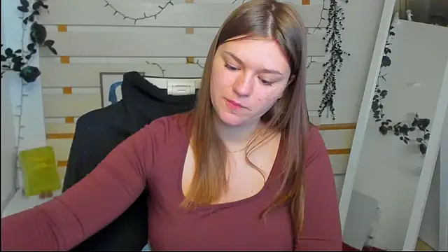 Josephine Kiss online show from April 28, 8:52 am