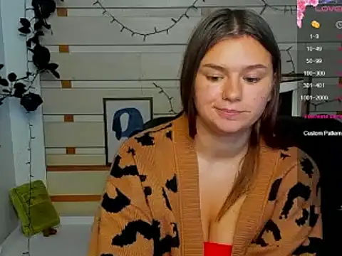 Snapshot of Josephine_Kiss chatting on July 6, 3:03 pm Josephine Kiss online show from July 6, 3:03 pm