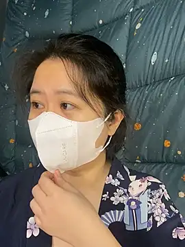 ninini92 online show from January 28, 1:38 pm