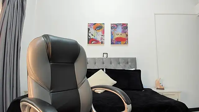 Jayden Jonnes online show from March 14, 11:45 am