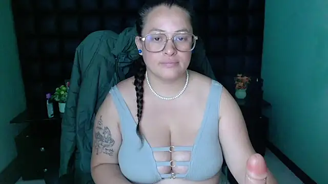 SaraThomso online show from February 21, 9:13 am