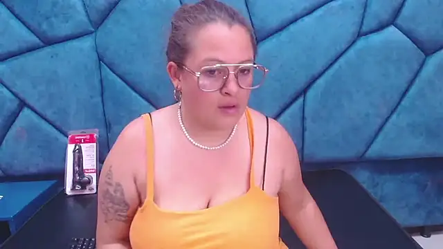 SaraThomso online show from February 26, 2:59 am