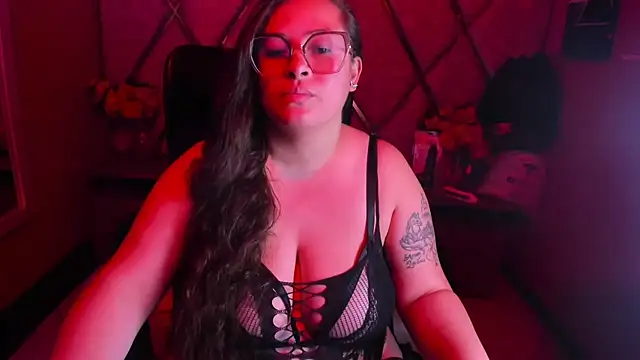 SaraThomso online show from November 22, 3:38 am