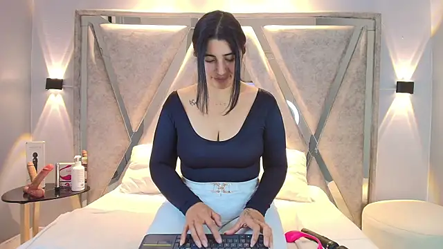 Danna 777  online show from September 11, 9:37 pm