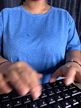 Snapshot of Ritu-Babe chatting on November 14, 5:55 pm Ritu-Babe online show from November 14, 5:55 pm