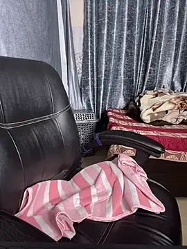 Ritu-Babe online show from March 5, 6:37 pm