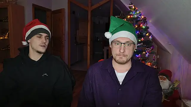 Relsxboy online show from December 25, 5:15 pm