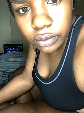 Snapshot of NissyxSawee chatting on September 18, 4:03 am NissyxSawee online show from September 18, 4:03 am