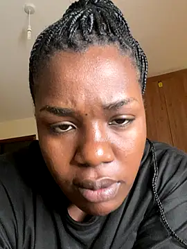 Snapshot of NissyxSawee chatting on October 17, 9:23 am NissyxSawee online show from October 17, 9:23 am