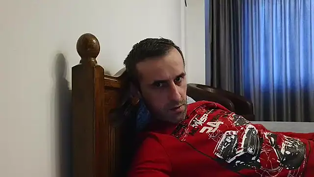 Snapshot of stevenpit chatting on December 29, 11:18 am stevenpit online show from December 29, 11:18 am