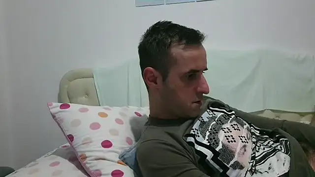 Snapshot of stevenpit chatting on January 13, 4:41 pm stevenpit online show from January 13, 4:41 pm