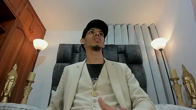 Snapshot of TomyMosterCock chatting on December 29, 2:06 am TomyMosterCock online show from December 29, 2:06 am