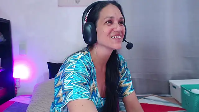 Snapshot of diosa78afrodita chatting on October 26, 9:31 pm diosa78afrodita online show from October 26, 9:31 pm