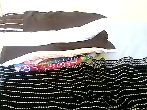 Snapshot of nisherjay chatting on January 18, 9:24 am nisherjay online show from January 18, 9:24 am