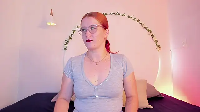 AllisonRoberts  online show from January 16, 11:36 am