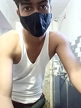 Snapshot of hotvarunrita chatting on October 26, 5:02 am hotvarunrita online show from October 26, 5:02 am