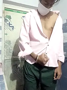 Snapshot of hotvarunrita chatting on December 4, 12:14 pm hotvarunrita online show from December 4, 12:14 pm