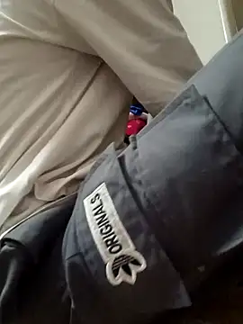 Snapshot of hotvarunrita chatting on December 14, 8:41 am hotvarunrita online show from December 14, 8:41 am