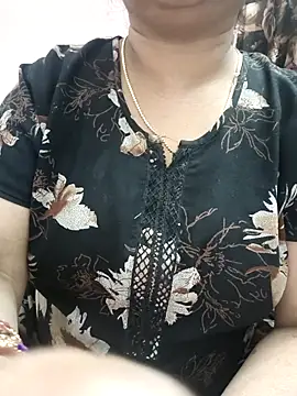 Snapshot of cuteyqueen chatting on March 11, 4:29 pm cuteyqueen online show from March 11, 4:29 pm