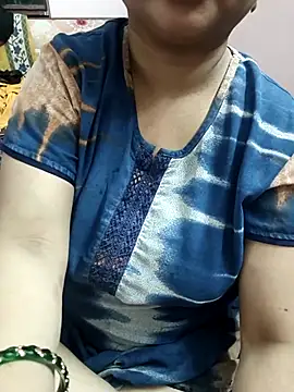 Snapshot of cuteyqueen chatting on September 13, 1:55 pm cuteyqueen online show from September 13, 1:55 pm