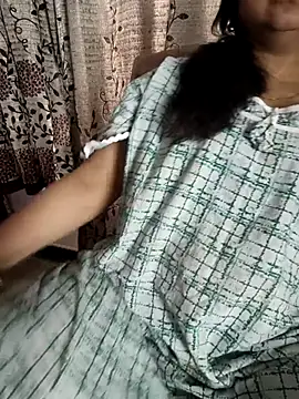 cuteyqueen online show from February 18, 7:26 am