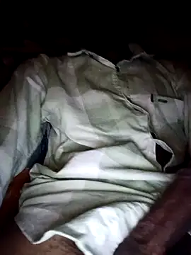 Snapshot of Yasha_14C_Creator chatting on November 1, 6:37 am Yasha 14C Creator online show from November 1, 6:37 am