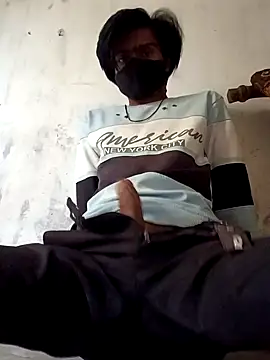 Snapshot of Yasha_14C_Creator chatting on November 12, 5:19 am Yasha 14C Creator online show from November 12, 5:19 am