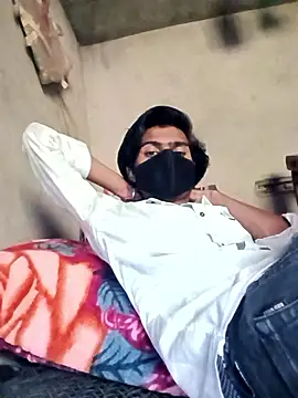 Snapshot of Yasha_14C_Creator chatting on November 13, 4:44 am Yasha 14C Creator online show from November 13, 4:44 am