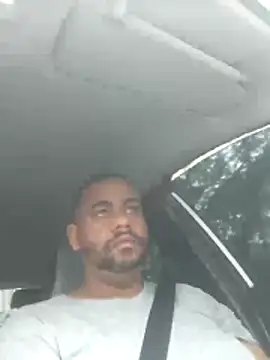 Snapshot of casadosafado15cm chatting on October 18, 11:00 am casadosafado15cm online show from October 18, 11:00 am