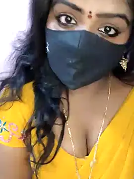 louise92 online show from December 4, 8:45 am