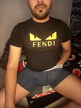Snapshot of Joselatino23 chatting on October 13, 5:18 am Joselatino23 online show from October 13, 5:18 am