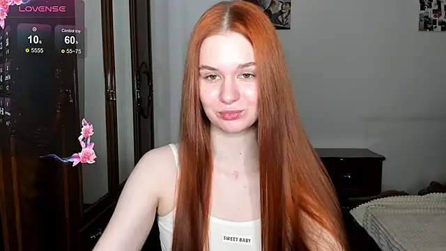 Snapshot of EmilySoul chatting on February 16, 9:05 pm EmilySoul online show from February 16, 9:05 pm