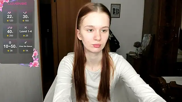 Snapshot of EmilySoul chatting on February 21, 6:53 pm EmilySoul online show from February 21, 6:53 pm