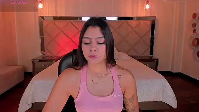 AllyJensen online show from July 8, 10:53 am